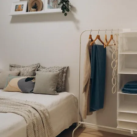 Apartamento 2 Bedroom Apartment, Parking, Metro,
