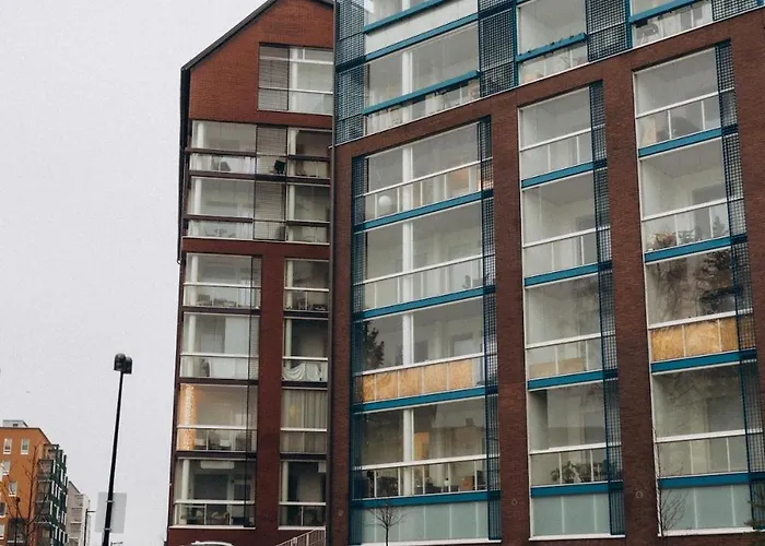 2 Bedroom Apartment, Parking, Metro, شقة